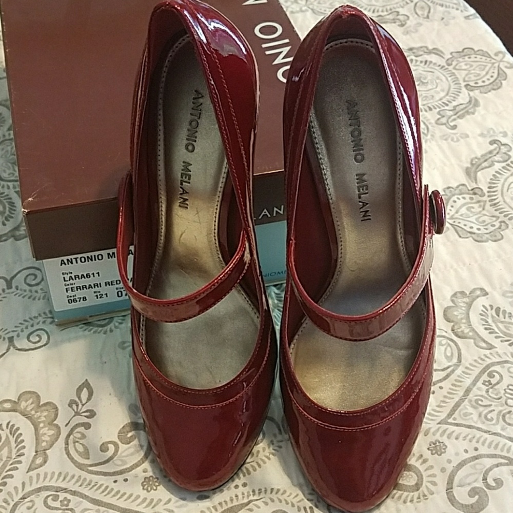 Antonio Melani pumps